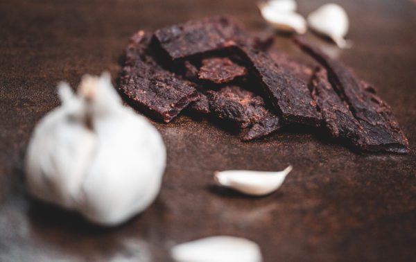 Beef jerky with garlic